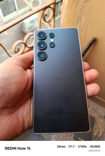 Samsung Galaxy S25 Ultra in excellent condition.  512GB Storage