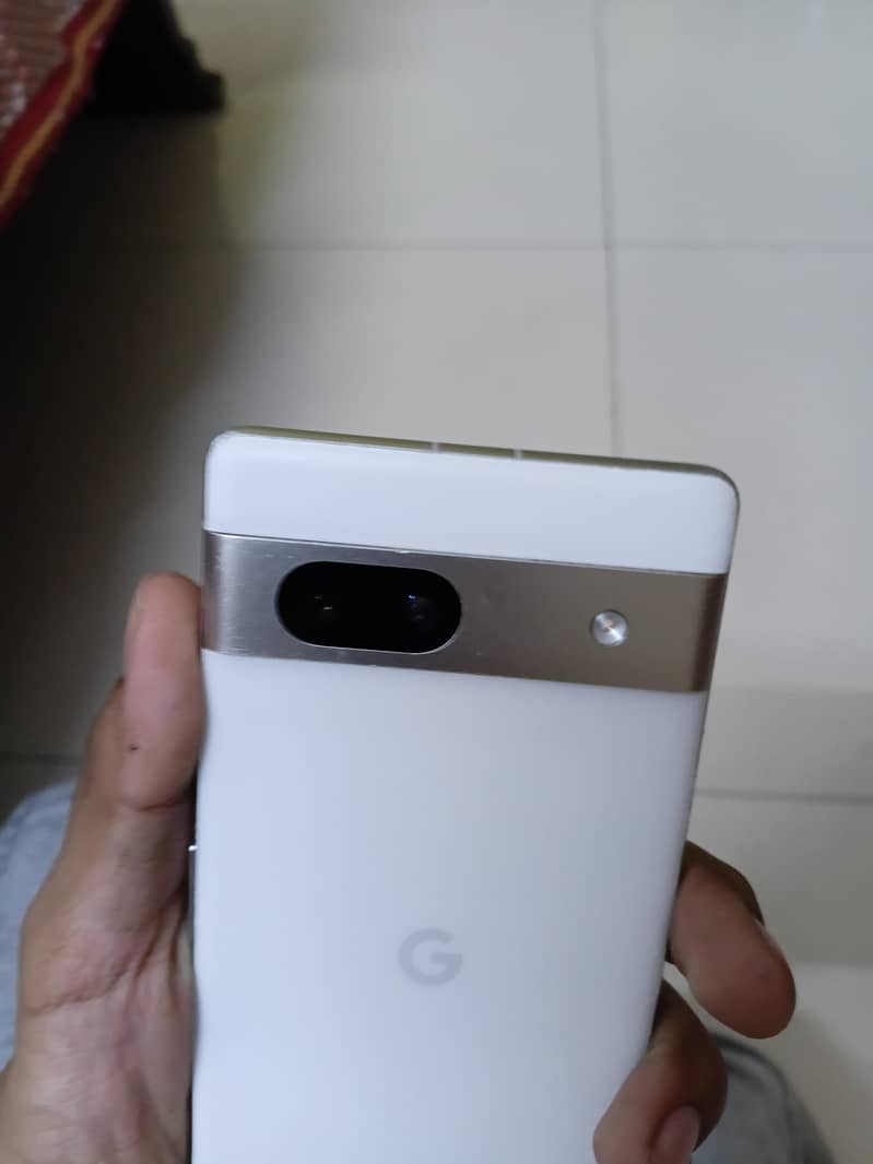 Google Pixel 7a 2