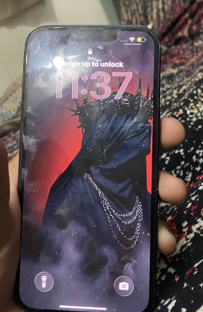 Apple iPhone 13 1