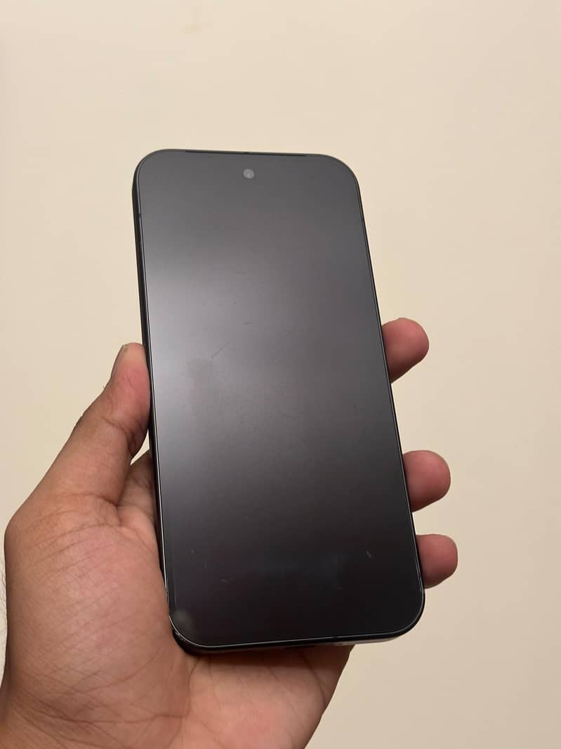 Google Pixel 9 5