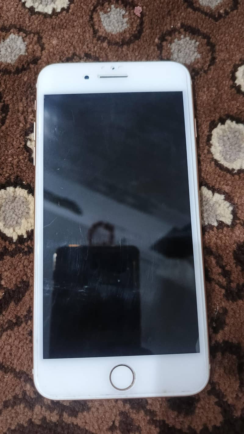 Apple iPhone 8 Plus 2