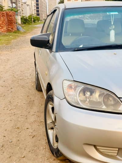 Honda Civic EXi 2005