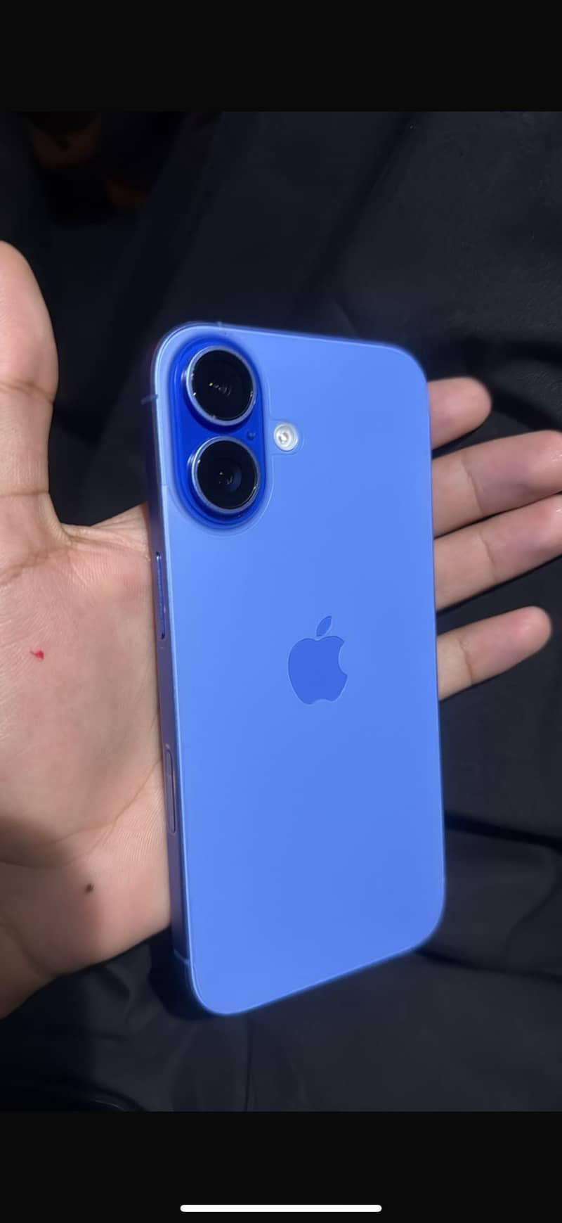 Apple iPhone 16 0