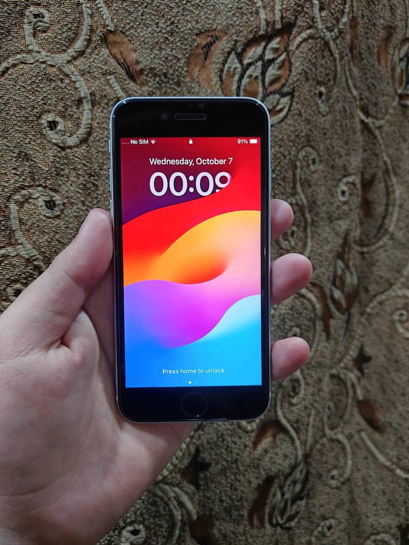 Apple iPhone SE 2 5