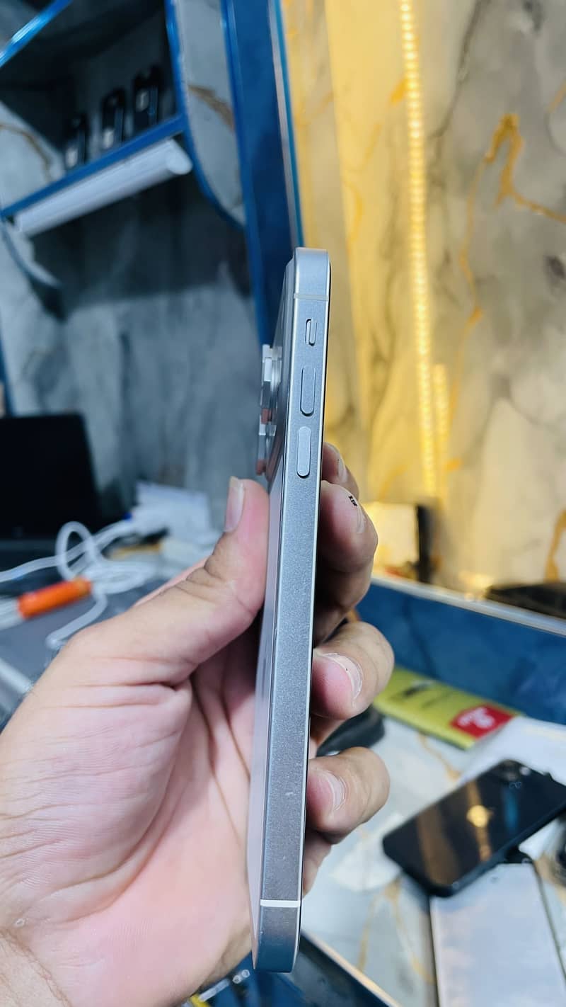 Apple iPhone XR 2