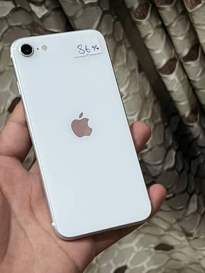 Apple iPhone SE