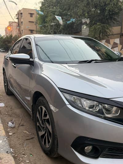 urgent sale honda civic 2017 Oriel prosmatic