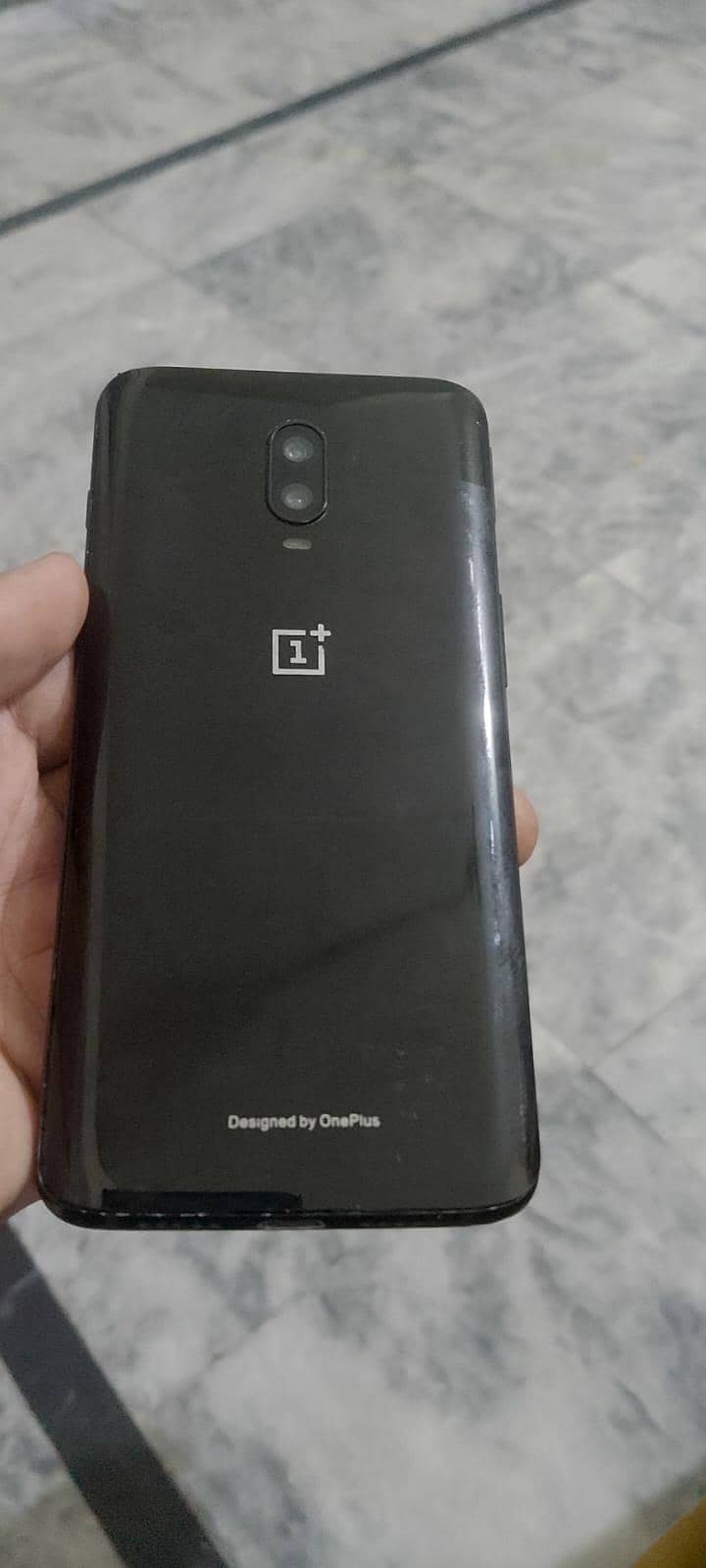 One Plus 6t  8/128 2