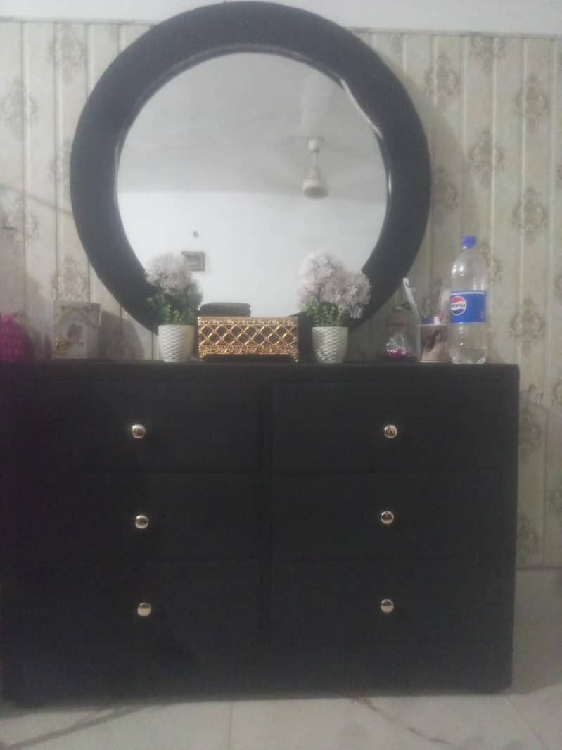 dressing mirror 0