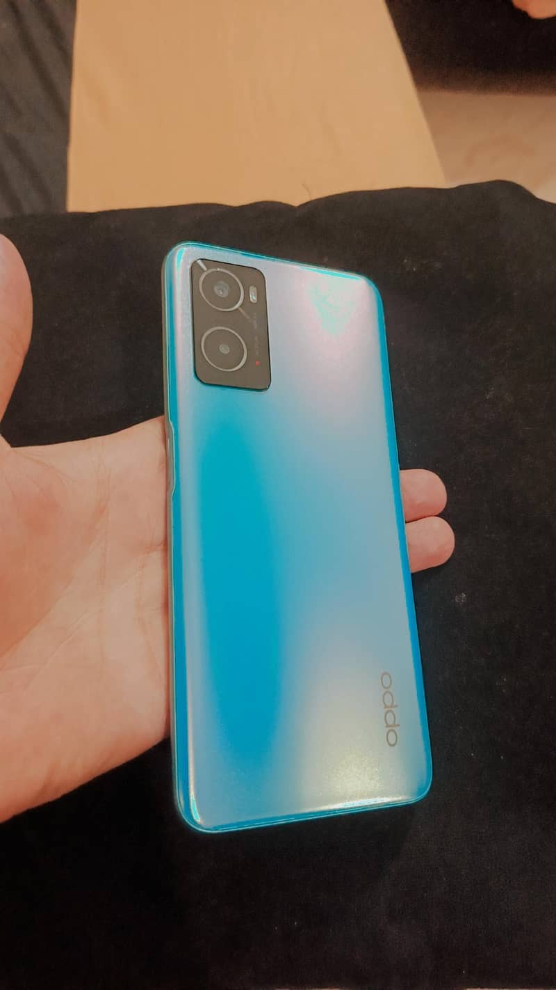 OPPO A76 0