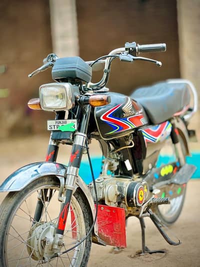 Honda CD 70 – 2018 Model