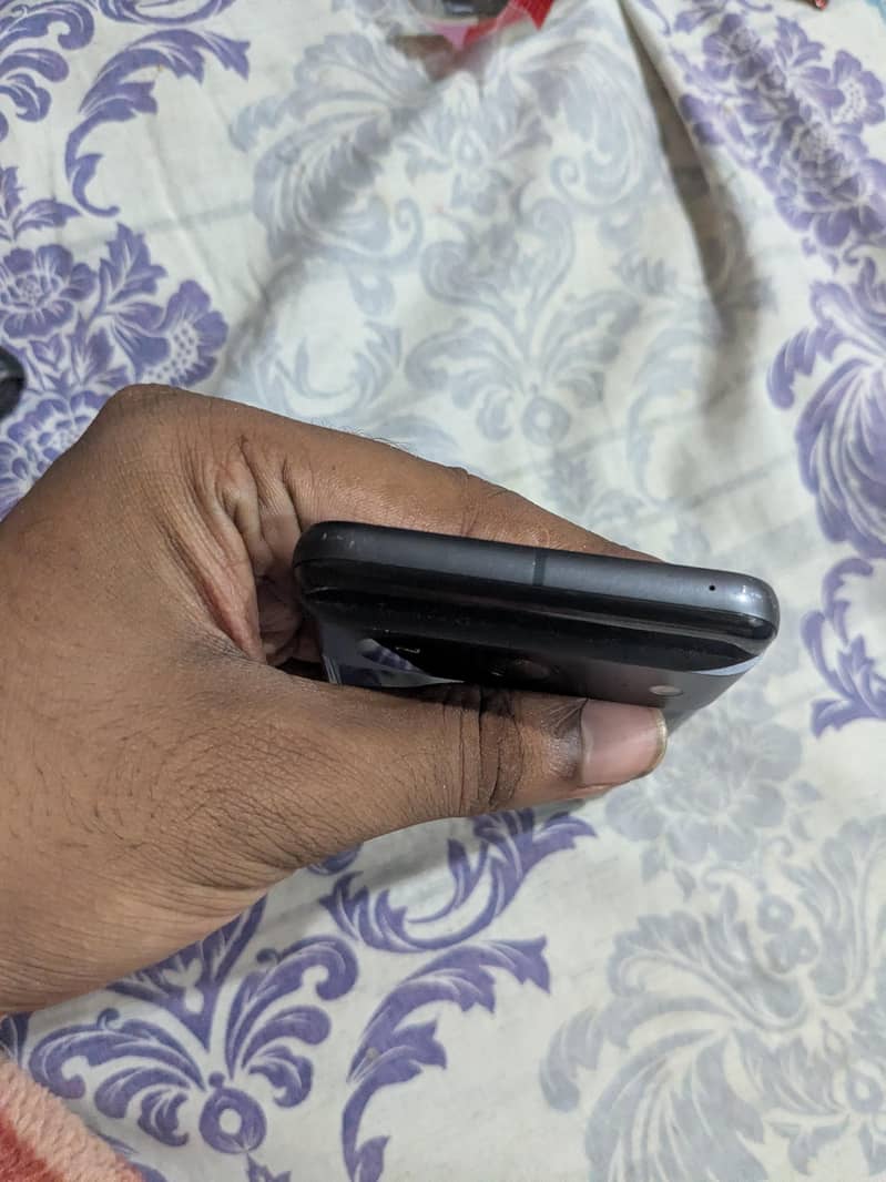 Google Pixel 8 1