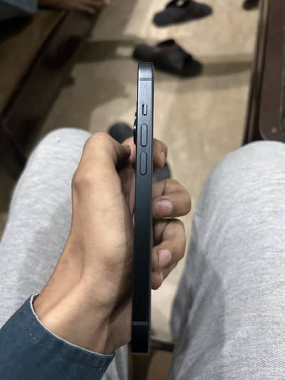 Apple iPhone 14