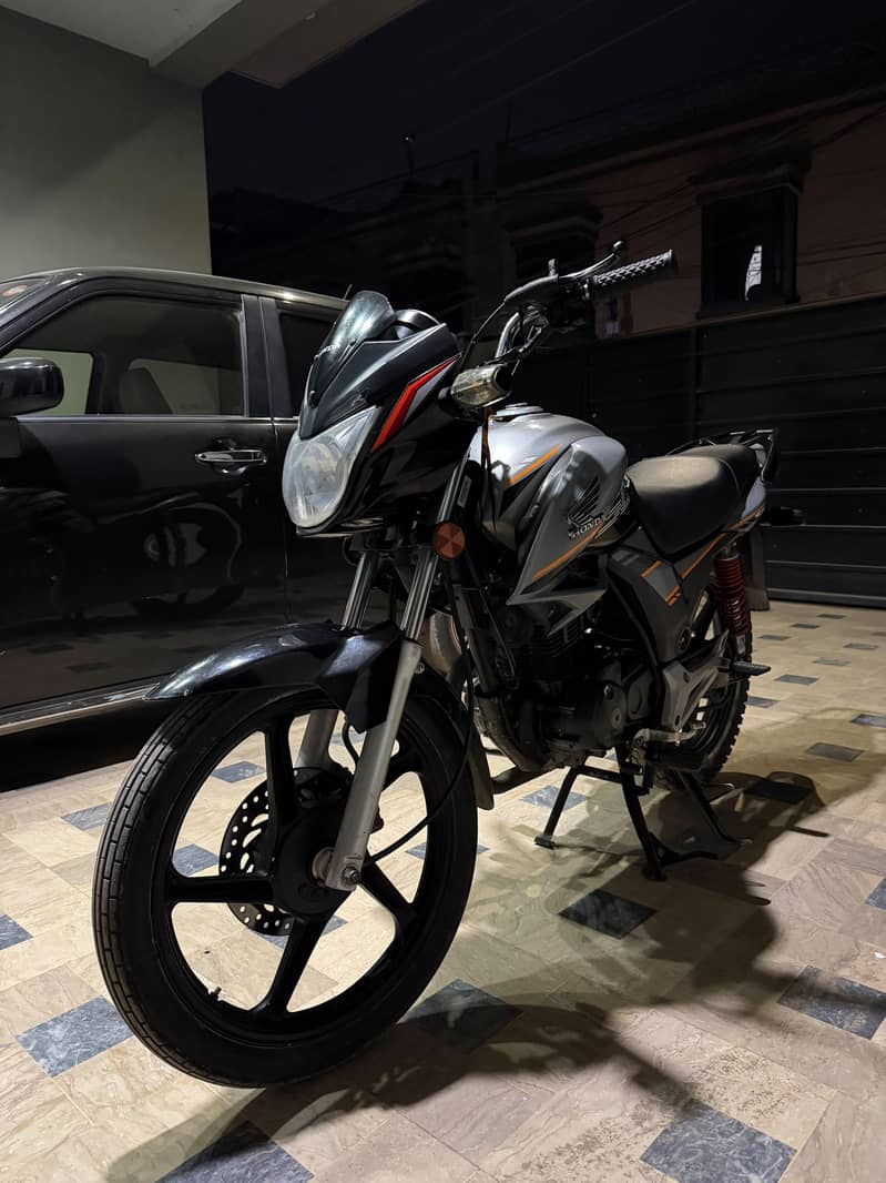 Honda CB150f 2