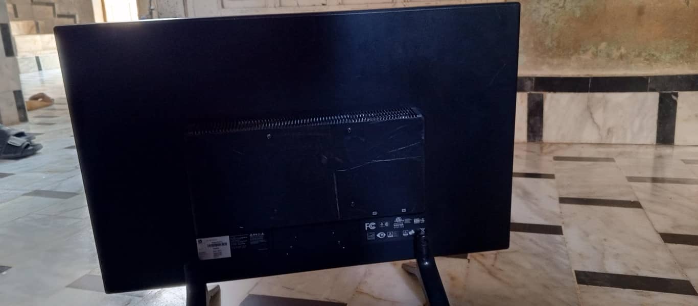 LCD only 1month use 2