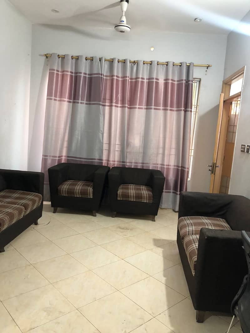 7 seaters sofa 0