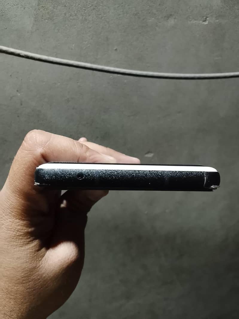 Google Pixel 6a 4