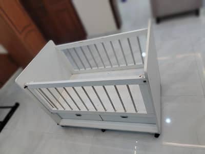 Baby Cot / Wooden Baby Crib with Wheels & Storage Drawers – Lahore