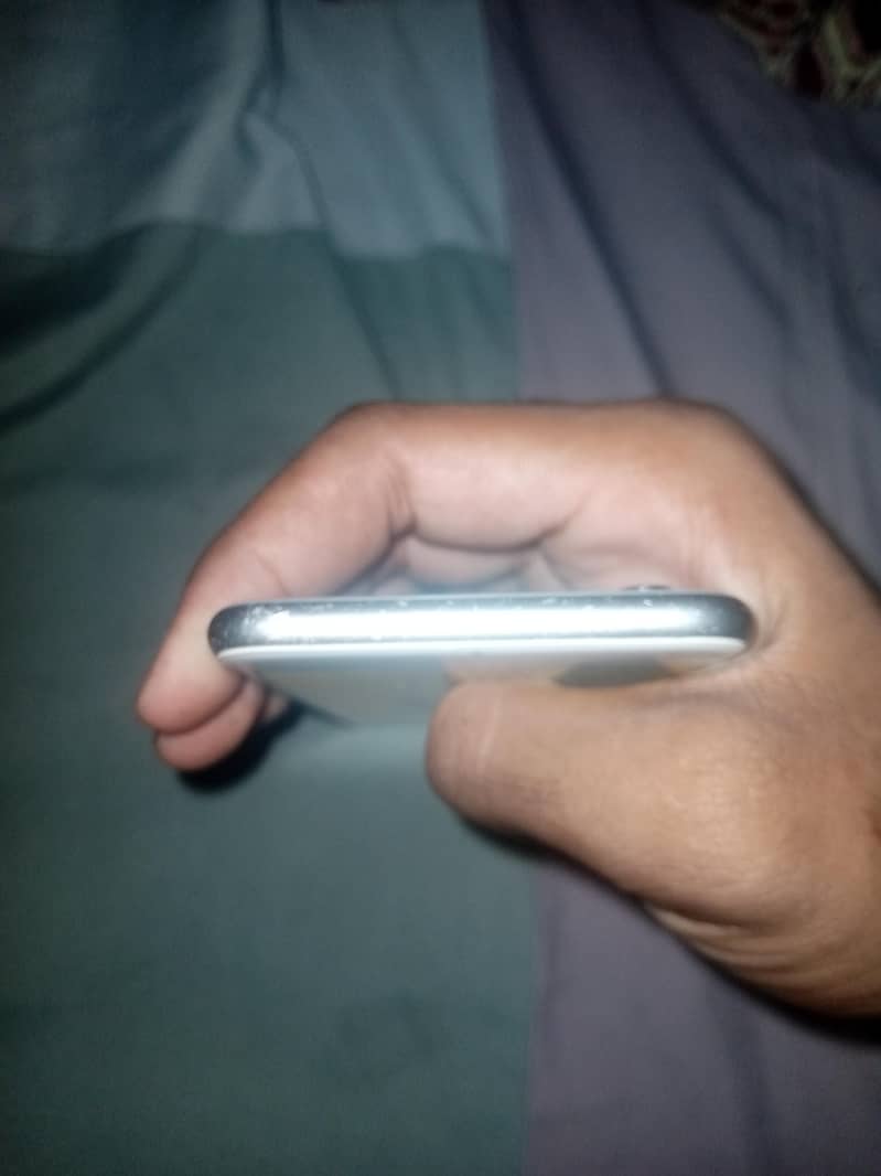 Apple iPhone 6 2