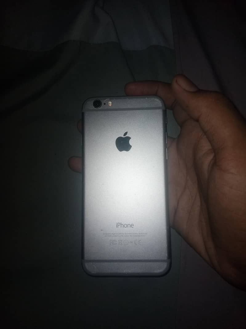 Apple iPhone 6 4