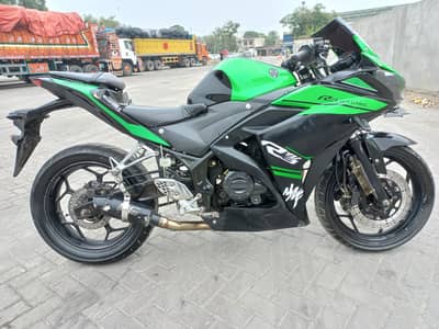 Yamaha r3 replica 250cc (heavy bike)