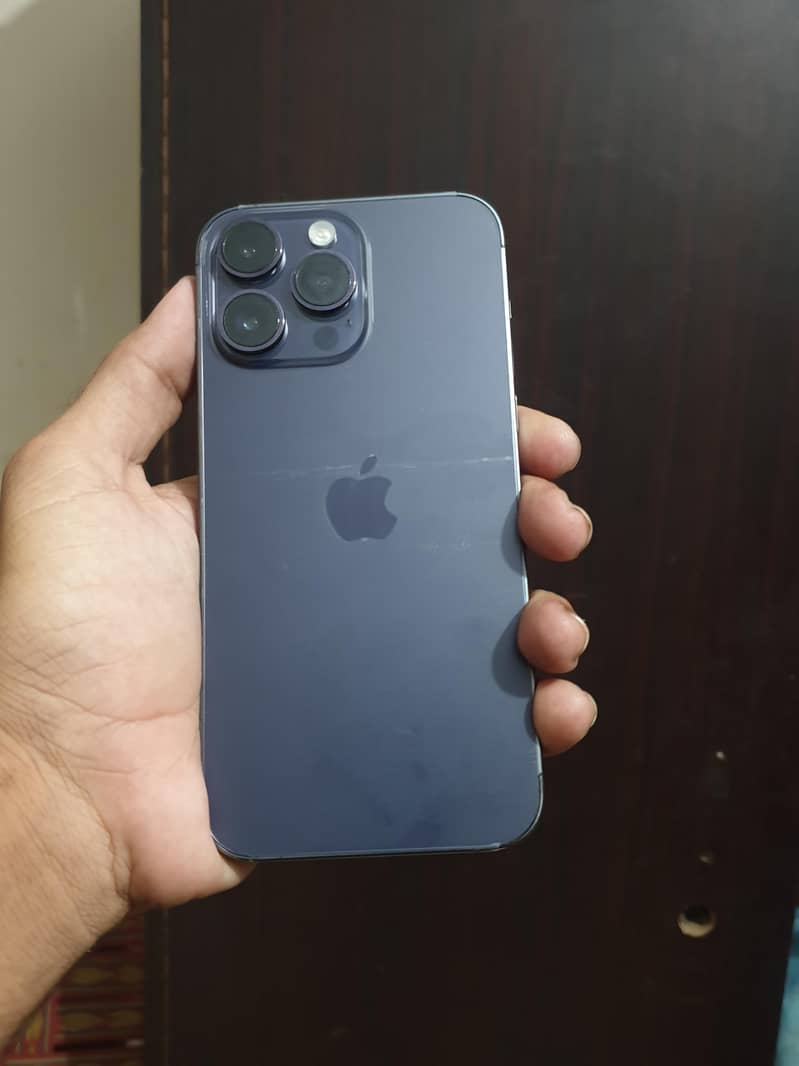 Apple iPhone 14 Pro Max 0