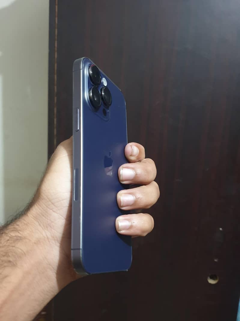 Apple iPhone 14 Pro Max 2
