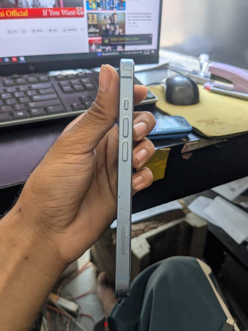 Apple iPhone 14 2
