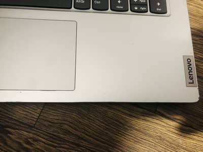 Lenovo ideapad 1
