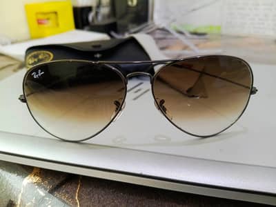 Ray-Ban AVIATOR RB3025 Sunglasses - Made in Italy.