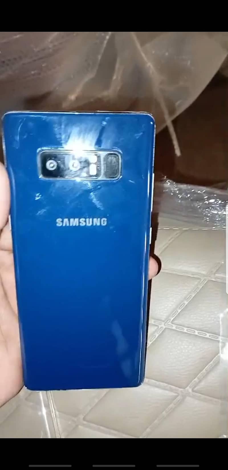 Samsung Mobile Note 8 1