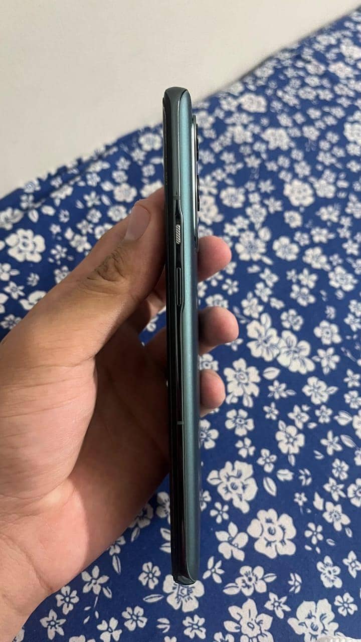 One Plus 9 Pro 4