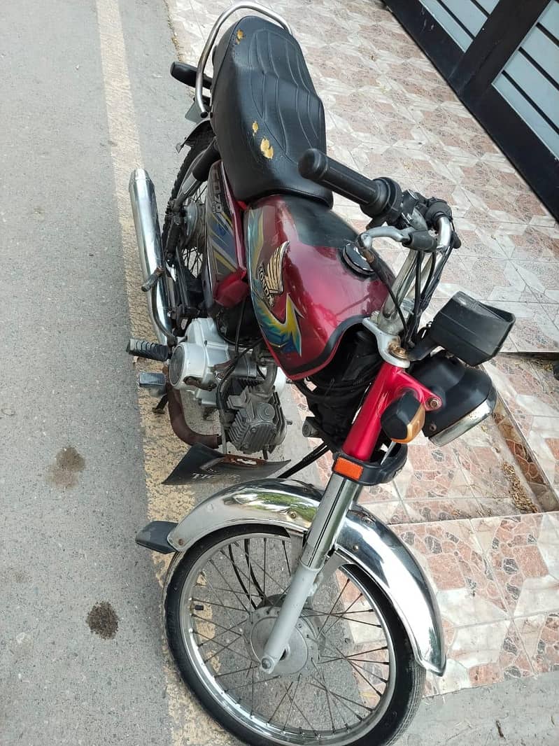 CD-70 2021 Model 4