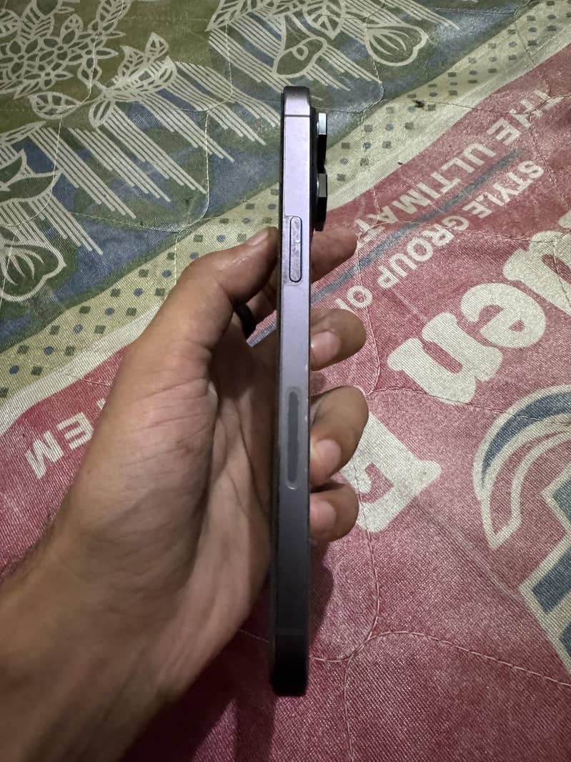 Apple iPhone 14 Pro Max 2