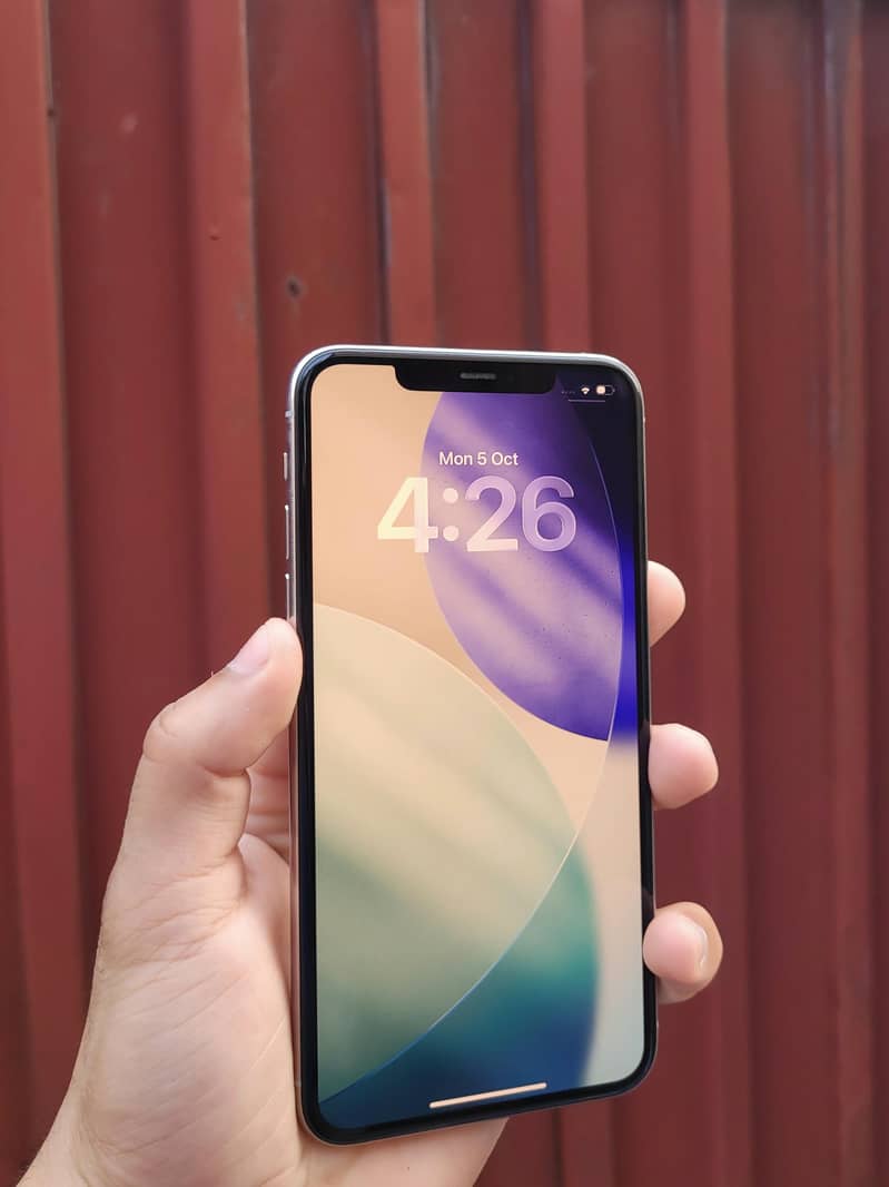 Apple iPhone 11 Pro Max 0