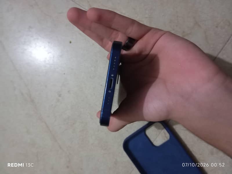 Apple iPhone 12 5