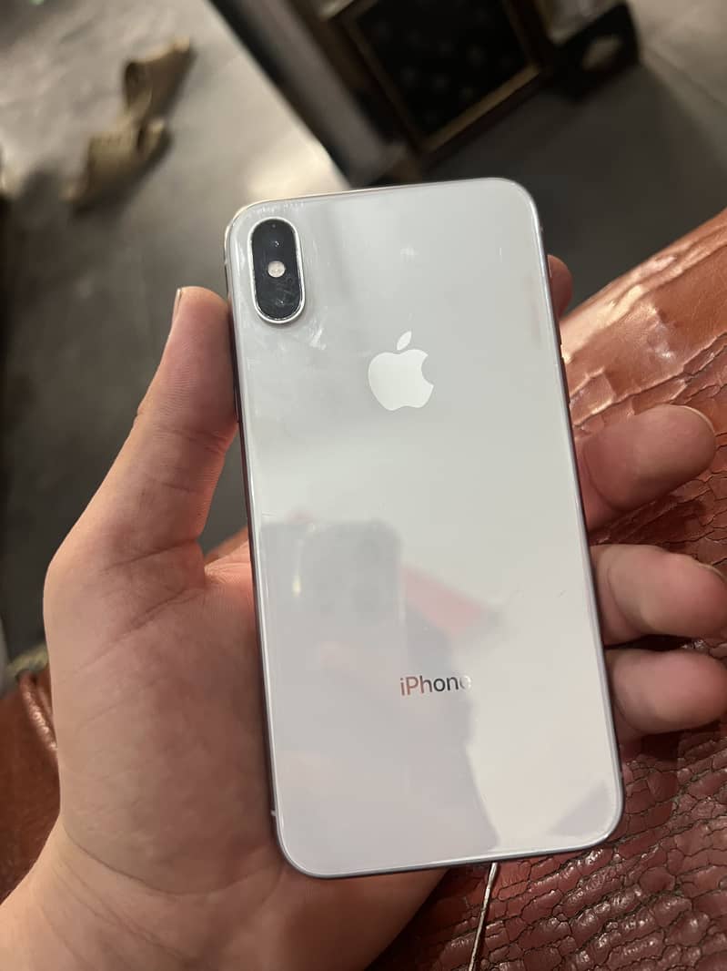 Apple iPhone X 3