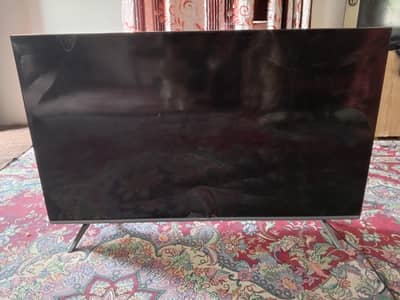Hisense 50 inch 4K Smart LED TV 50A7400F - penal Brokin