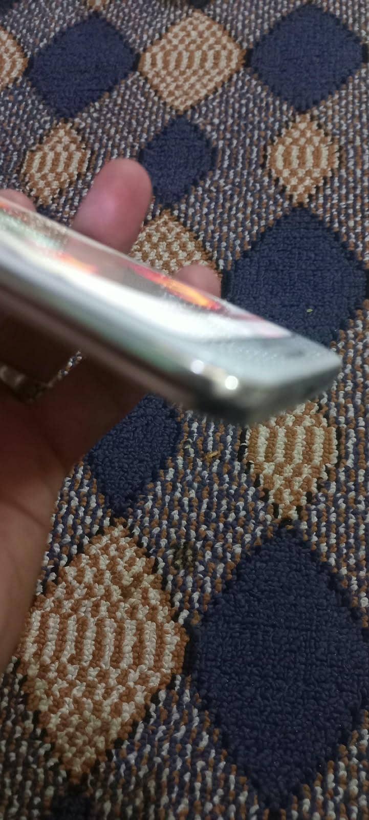 Sharp Aquos R2 non PTA 4