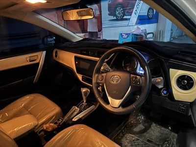 Toyota Corolla Altis Grande 1.8 X 2020