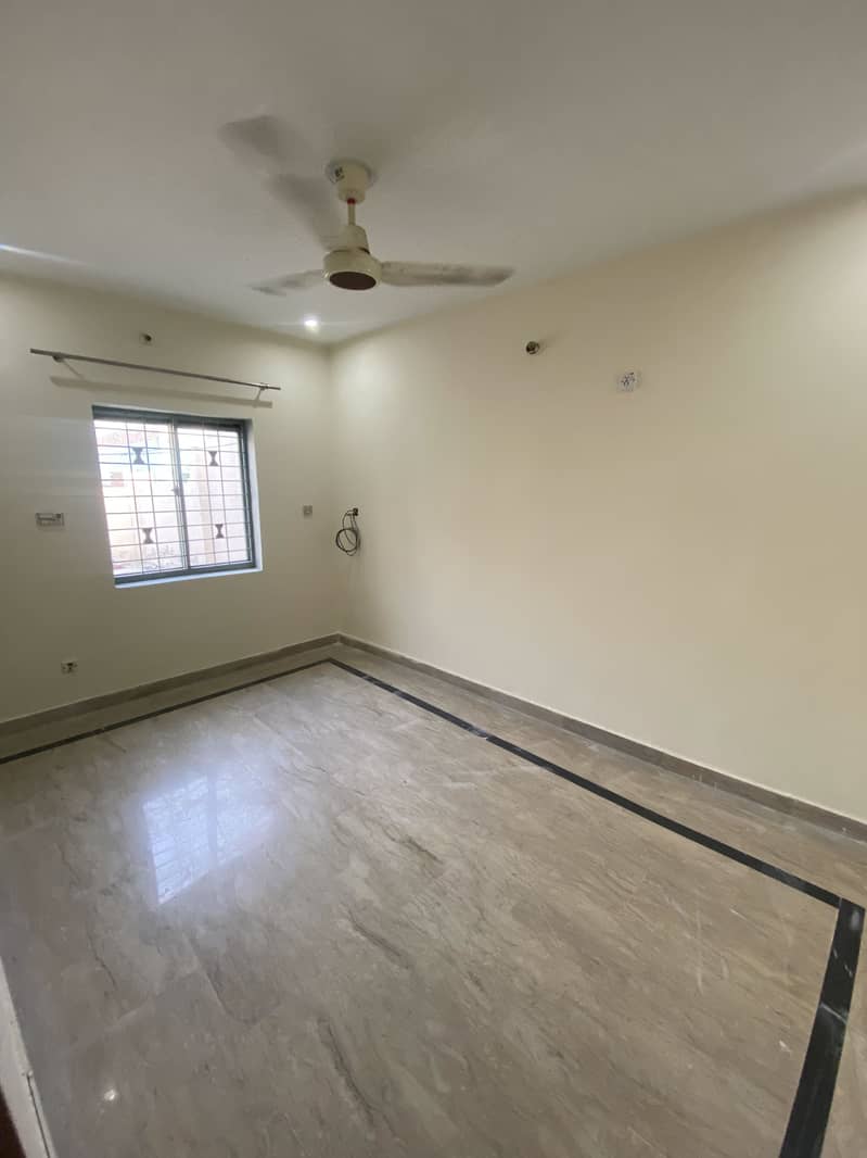 7 Marla upper portion for Rent 3