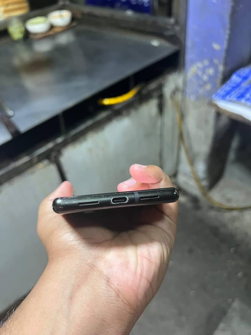 Google pixel 6 4