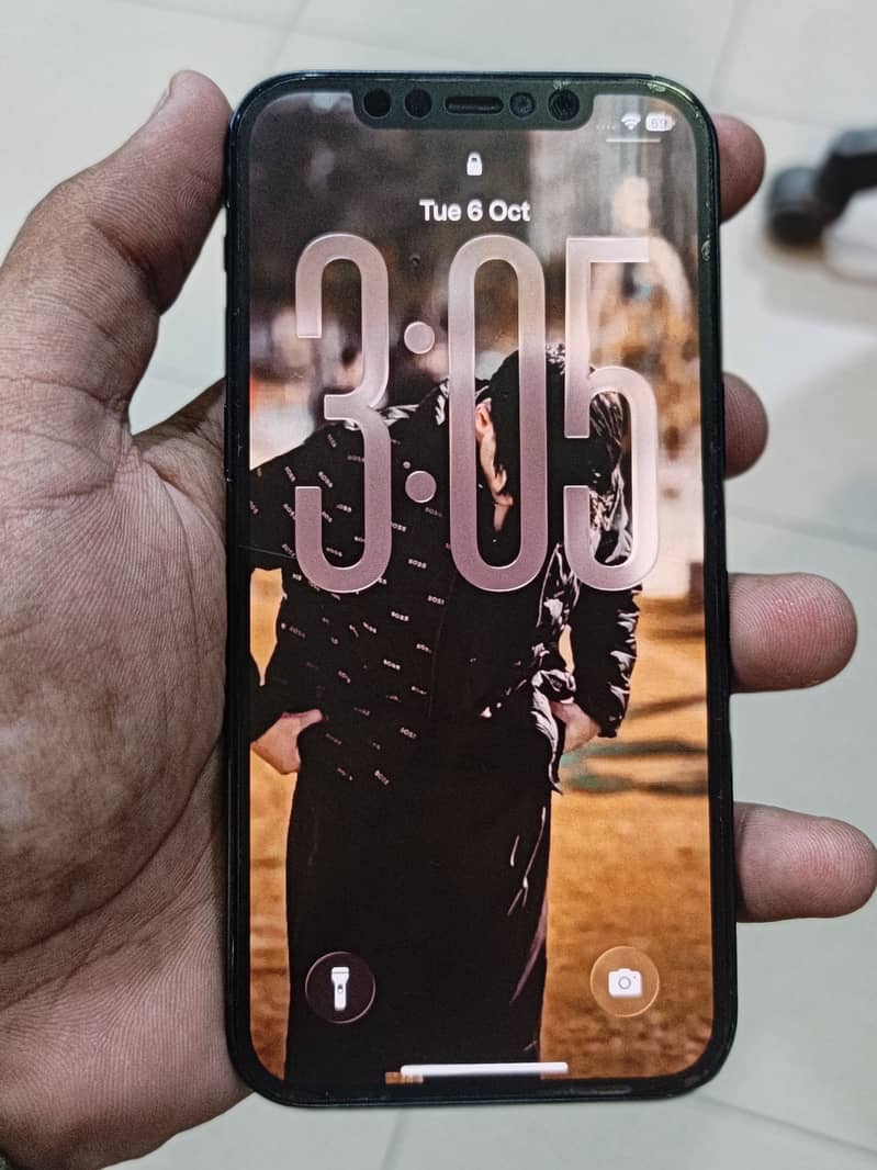 Apple iPhone 12 5
