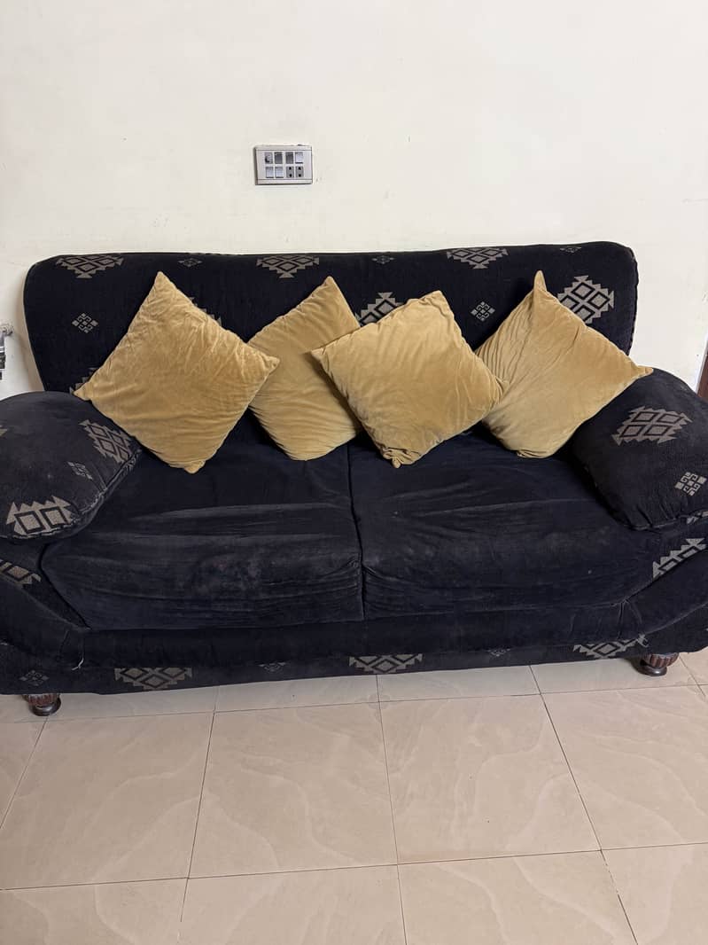 Sofa Set with sofas, tables, side stools, carpet and side cabinet 3