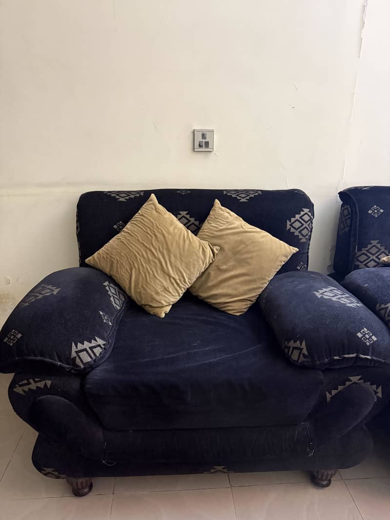 Sofa Set with sofas, tables, side stools, carpet and side cabinet 4