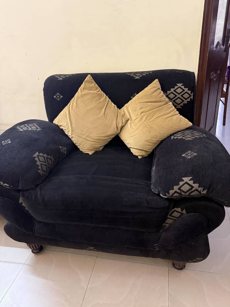 Sofa Set with sofas, tables, side stools, carpet and side cabinet 5