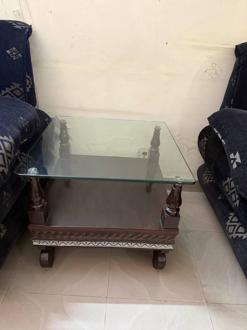 Sofa Set with sofas, tables, side stools, carpet and side cabinet 9