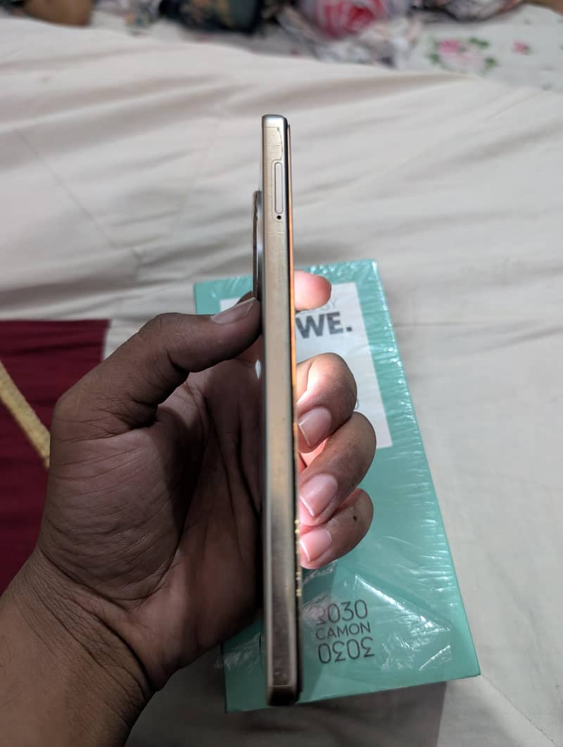 Tecno CAMON 30 6