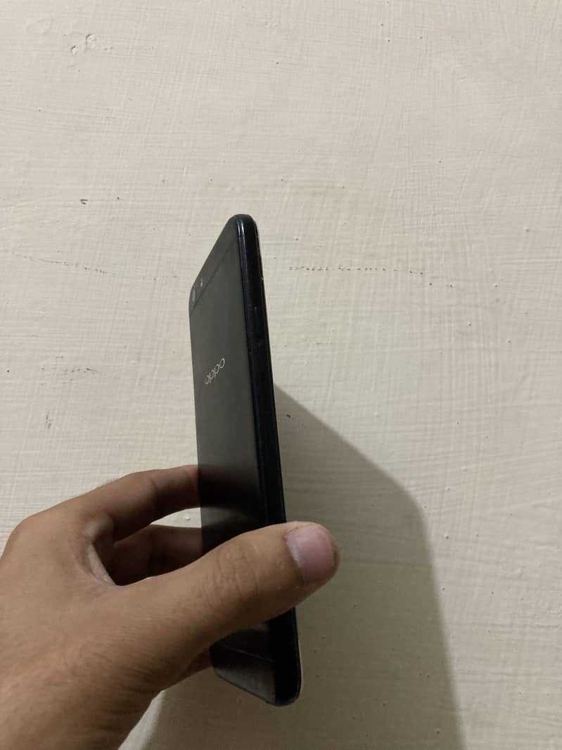 OPPO A57 2