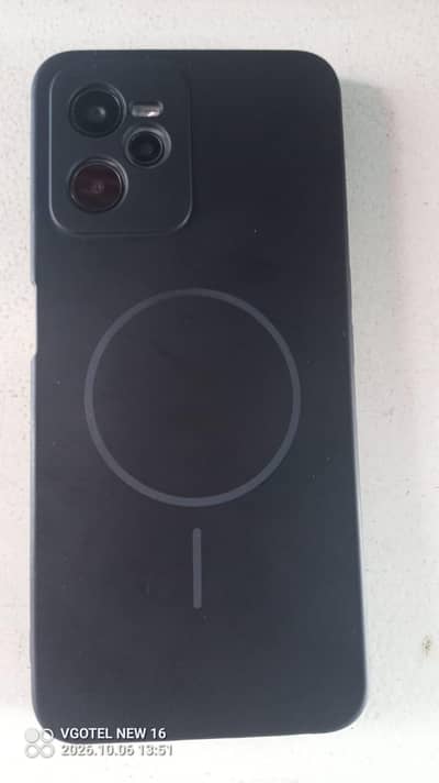 Realme C35